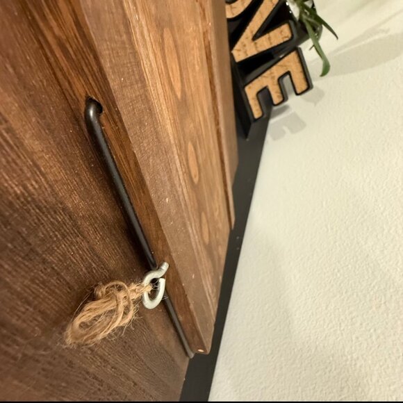 Be Present Wood Cell Phone Holder Board - Picture 7 of 7